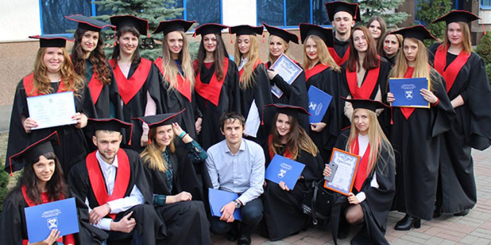 The presentation of master’s diplomas to graduates of the group Fm-17.18