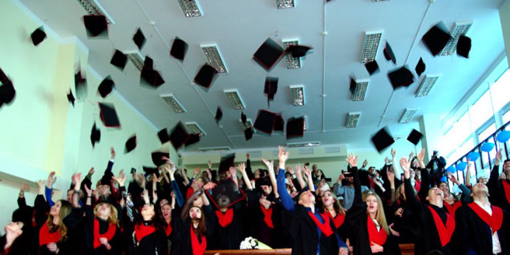 Свято вручення дипломів випускникам магістрам – 2019