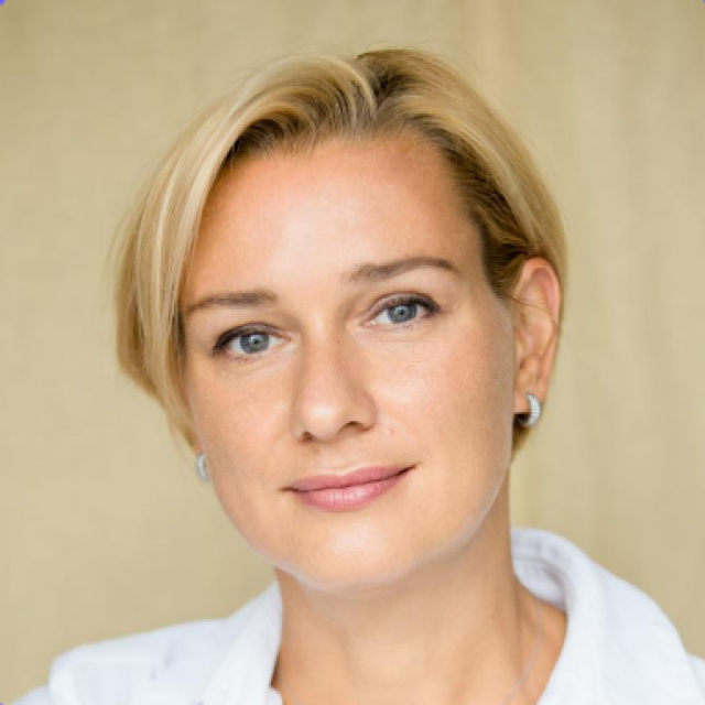 Yaroslava V. Ishchuk