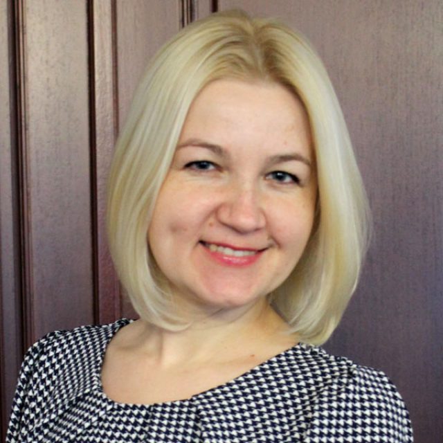 Новіченко Людмила Степанівна