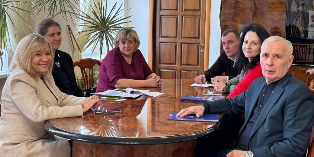 Візит делегації Національної академії статистики, обліку та аудиту до Обухівської міської ради Київської області