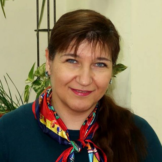 Svitlana P. Chervona